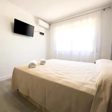 Marathon Апартаменты Салоу