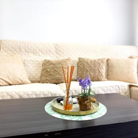 Апартаменты Marathon Салоу