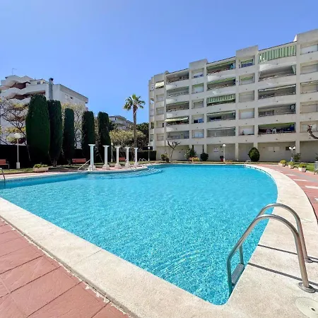 Marathon Апартаменты Салоу