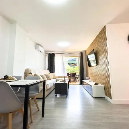 Апартаменты Marathon Салоу