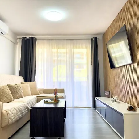 Апартаменты Marathon